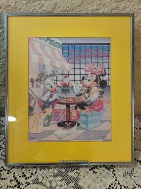 Vintage 1980s Disney Minnie Mouse and Daisy Duck Framed Poster WD-15